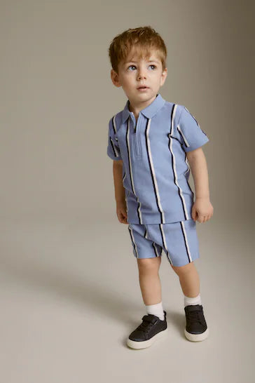 |Boy| Conjunto De 2 Peças De Camisa Polo e Shorts com Zíper - Blue Vertical Stripe (3 meses a 7 anos)