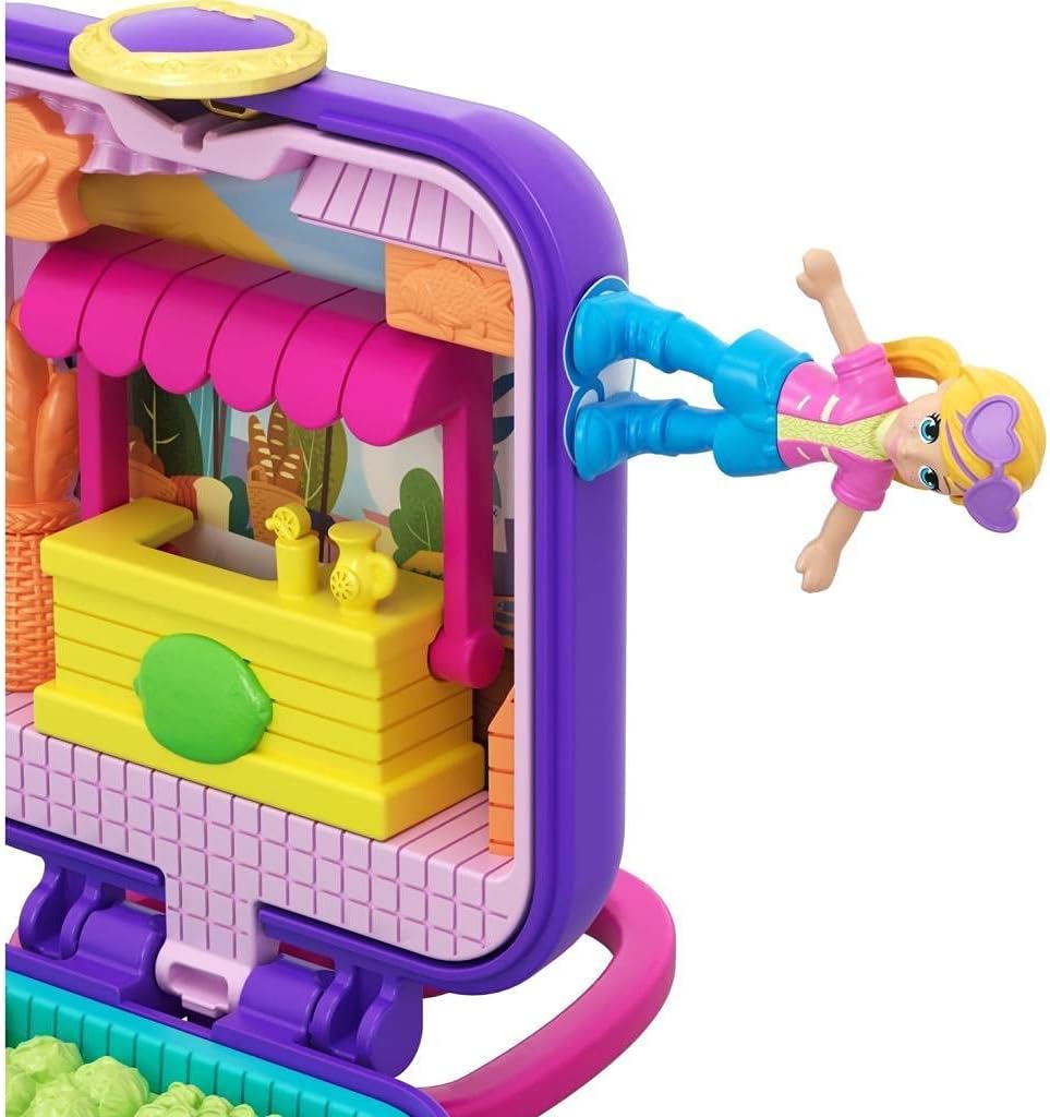 Polly Pocket™ Tiny Pocket Places Polly™ Farmer's Market Compact com barraca de limonada removível, personalização de fotos, revelações, boneca Micro Polly™ e folha de adesivos