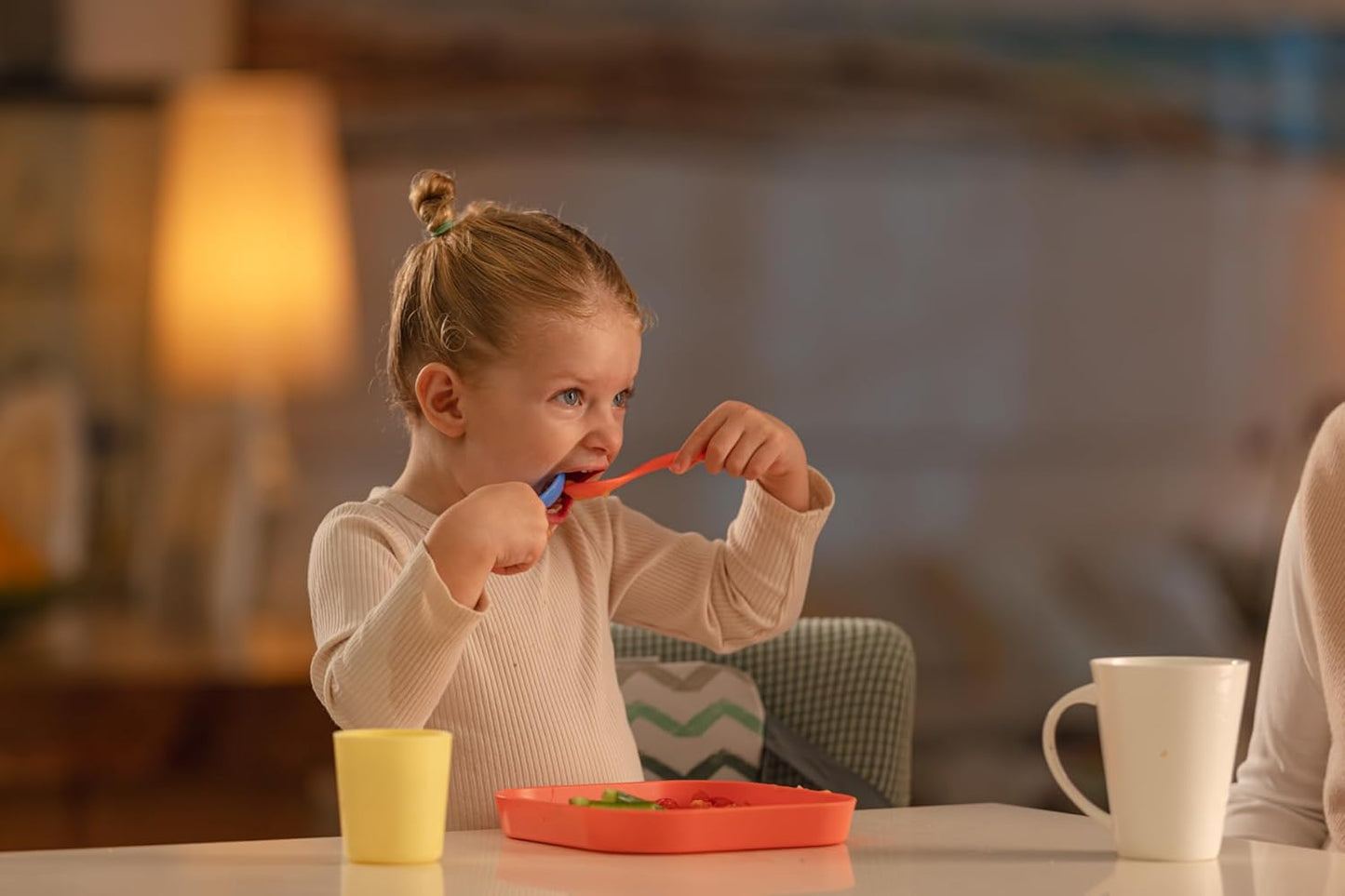 Nuby Potes de armazenamento Good Square Meal Nesting - Duráveis | Laváveis na máquina de lavar louça | Autoalimentados (pacote com 3)