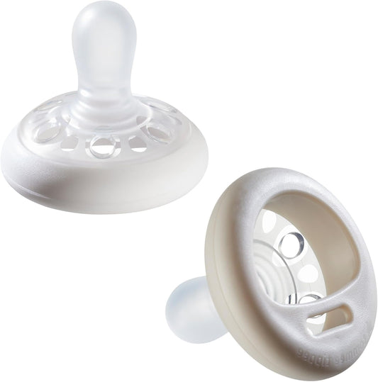 Tommee Tippee Breast-Like Dummies, pacote de 0 a 6 meses com 2 Dummiess com baglet semelhante a peito, design simétrico e sem BPA