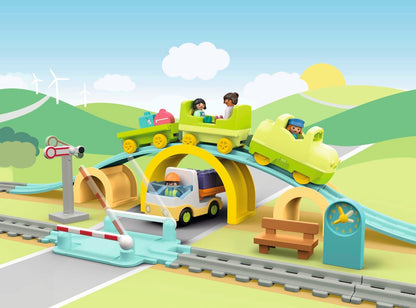 PLAYMOBIL 71593 1.2.3: Conjunto de trem grande, com vagões, barreiras e um relógio, brinquedo educativo e brinquedo de desenvolvimento de aprendizagem precoce para crianças pequenas, conjunto adequado para crianças de 12 meses ou mais