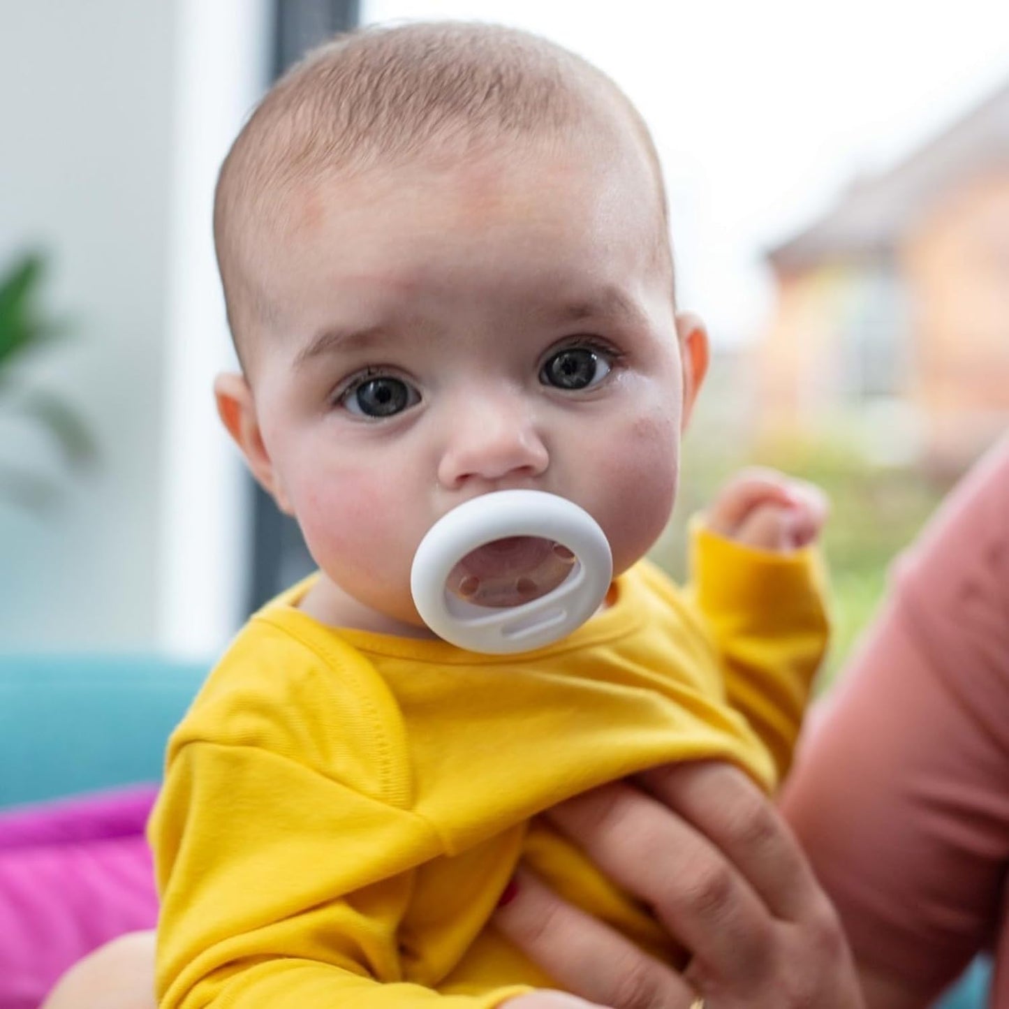 Tommee Tippee Chupeta semelhante a um peito, textura semelhante à pele, design simétrico, binkies sem BPA, 0-6 m, 4 contagens