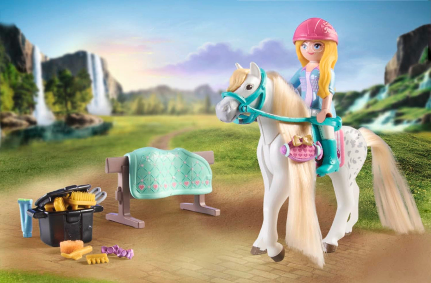 Playmobil 71354 Estación de lavado de caballos en cascada con Isabella y la Leona, paseos extensos y selfies conjuntos, juegos de rol divertidos e imaginativos, juegos sostenibles adecuados para niños a partir de 5 años