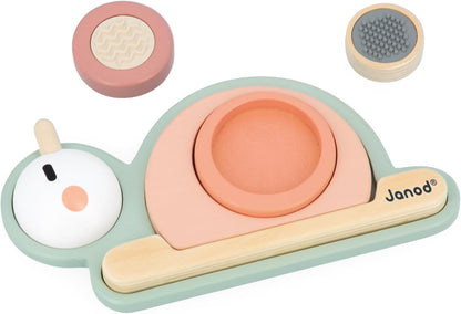 Janod Sweet Cocoon Caracol sensorial apilable, 6 piezas apilables de madera FSC, 4 bloques sensoriales, juego de aprendizaje temprano, 12 meses+, verde/rosa