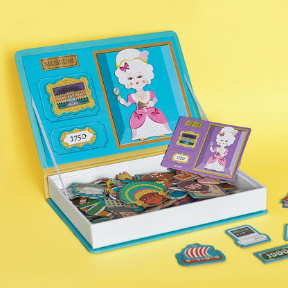 Janod - Magnéti'Book History - Jogo educativo de 60 ímãs com 12 cartas modelo - Brinquedo infantil de papelão FSC - Desenvolve habilidades motoras finas e imaginação - 3 anos +