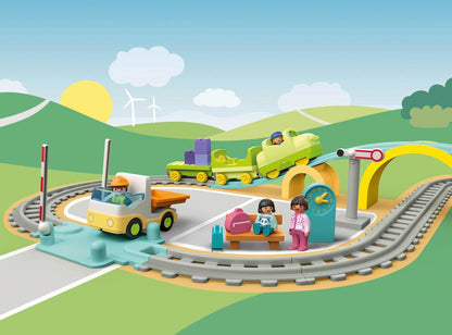 PLAYMOBIL 71593 1.2.3: Conjunto de trem grande, com vagões, barreiras e um relógio, brinquedo educativo e brinquedo de desenvolvimento de aprendizagem precoce para crianças pequenas, conjunto adequado para crianças de 12 meses ou mais