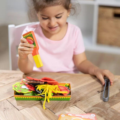 Melissa & Doug Conjunto de comida de madeira para crianças Nachos