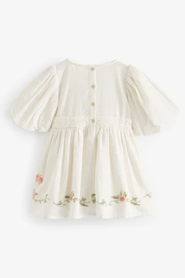 |BigGirl| Vestido Branco De Algodão Bordado (3 meses - 10 anos)