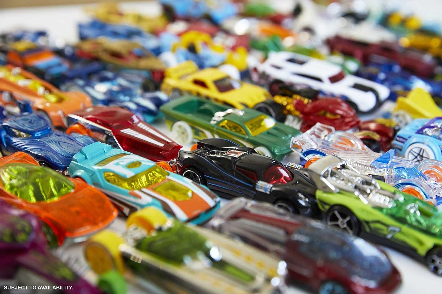 Hot Wheels Pacote de 20 carros variados veículos de brinquedo em escala 1:16 Ótimo presente para crianças e colecionadores de 3 a 93 anos Coleção instantânea para iniciantes Perfeito para brindes de festa, H7045