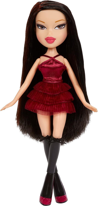 Bratz Boneca da moda original - KUMI - inclui duas roupas, acessórios de moda, embalagem holográfica de edição especial e pôster - para crianças e colecionadores com mais de 4 anos