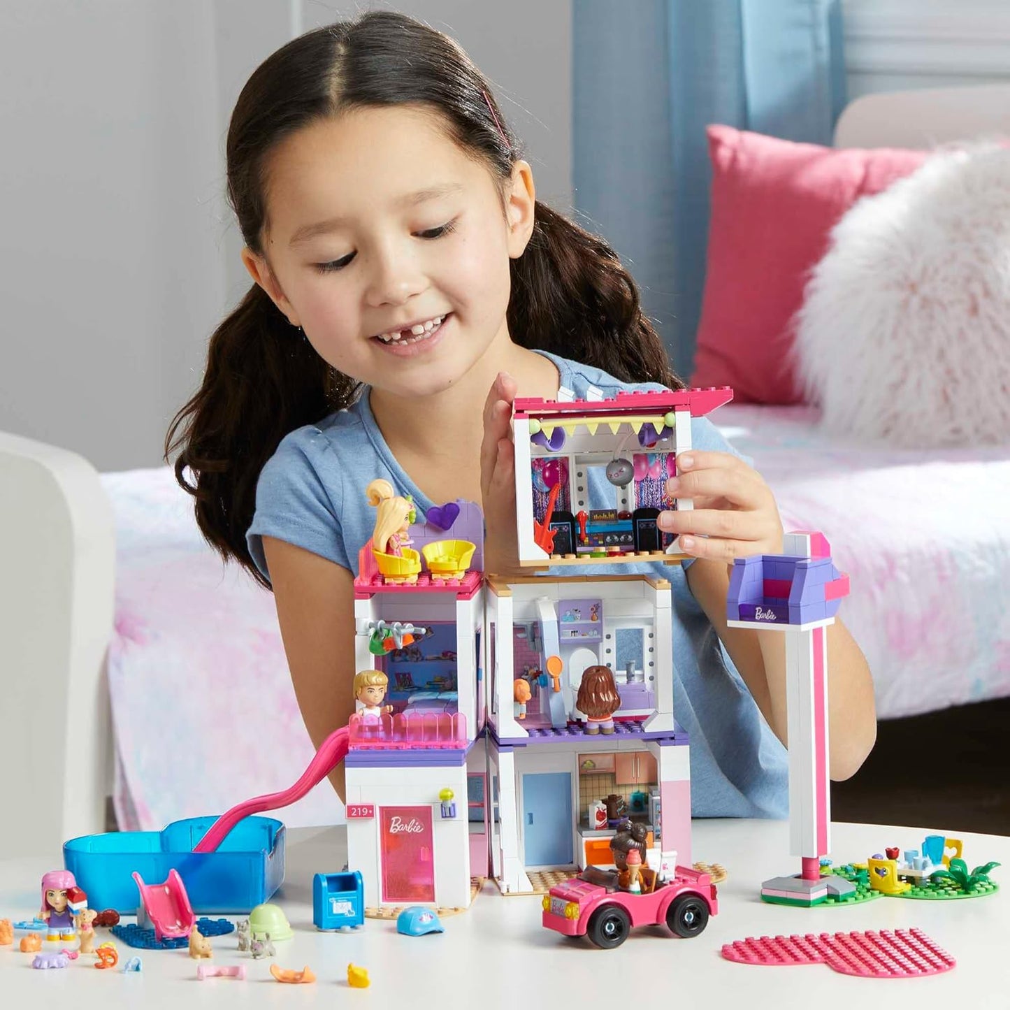 MEGA Conjunto de construção Barbie Color Reveal DreamHouse com mais de 25 surpresas, 5 microbonecas e 6 animais, conjunto de brinquedos para presente para maiores de 5 anos, HHM01