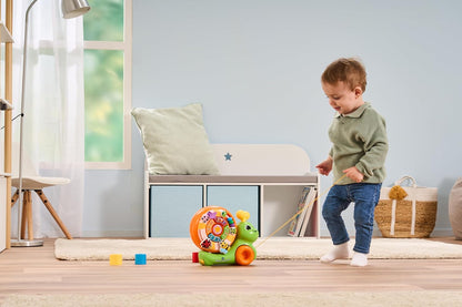 VTech  Baby Spinning Activity Snail, 4 botões iluminados ensinam letras, números, formas e cores, quadro de atividades com materiais manipuláveis e classificador de formas, brinquedo interativo para 12, 24 meses +, versão em inglês