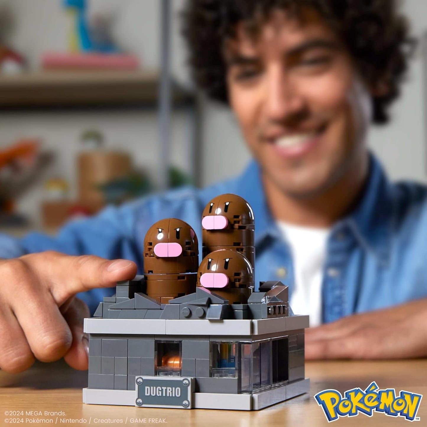 MEGA Conjunto de brinquedos de construção Pokémon Mini Motion Dugtrio com 350 peças, Pop Up Motion, 5 polegadas de altura, para colecionadores adultos, HTH73