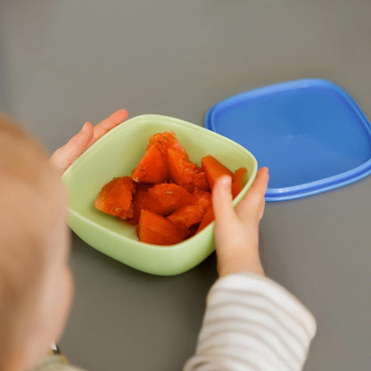 Nuby Potes de armazenamento Good Square Meal Nesting - Duráveis | Laváveis na máquina de lavar louça | Autoalimentados (pacote com 3)