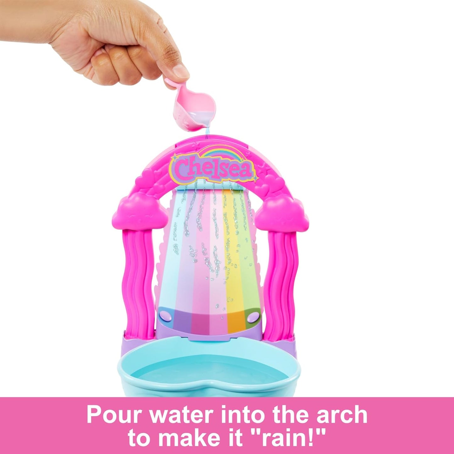 Barbie Chelsea Rainbow Juego de tobogán acuático con muñeca, perro y accesorios, vierte agua en el arco para que "llueve", HTK39