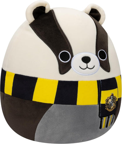 Squishmallows Original Harry Potter Hufflepuff Badger Peluche de tamaño mediano, 10 pulgadas, negro