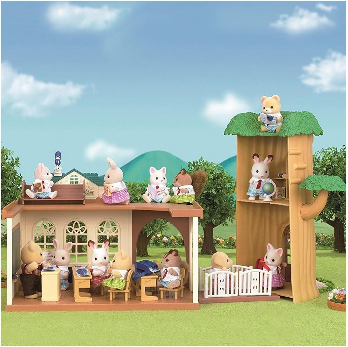 Sylvanian Families Country Doctor e Country Tree School, multicolorido