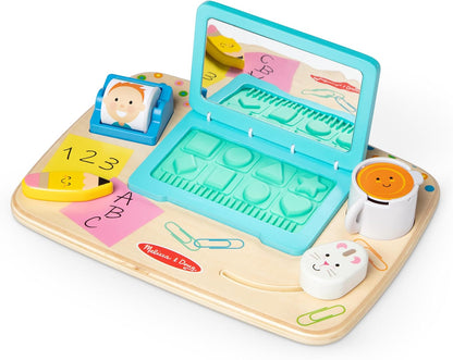 Melissa & Doug Placa de atividades de madeira para trabalhar e brincar, brinquedo infantil e infantil, brinquedos de desenvolvimento inicial e atividades, brinquedo sensorial de madeira para bebês por mais de 12 meses