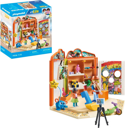 Playmobil 71536 myLife: Toys Shop, momentos emocionantes no paraíso das brincadeiras, incluindo canto de jogos e parede de fotos, conjuntos de jogos detalhados adequados para crianças a partir de 5 anos