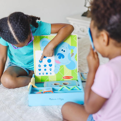 Melissa & Doug As pistas de Blue e você! Hora dos óculos Eye Doctor Play Set | Brinquedo de dramatização para crianças | 3 e superiores | Presente para meninos ou meninas | Materiais certificados pelo FSC