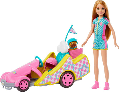 Barbie Boneca Stacie com carrinho de kart com rodas giratórias, cachorro, acessórios e folha de adesivos, conjunto de brinquedos de 9 peças, HRM08