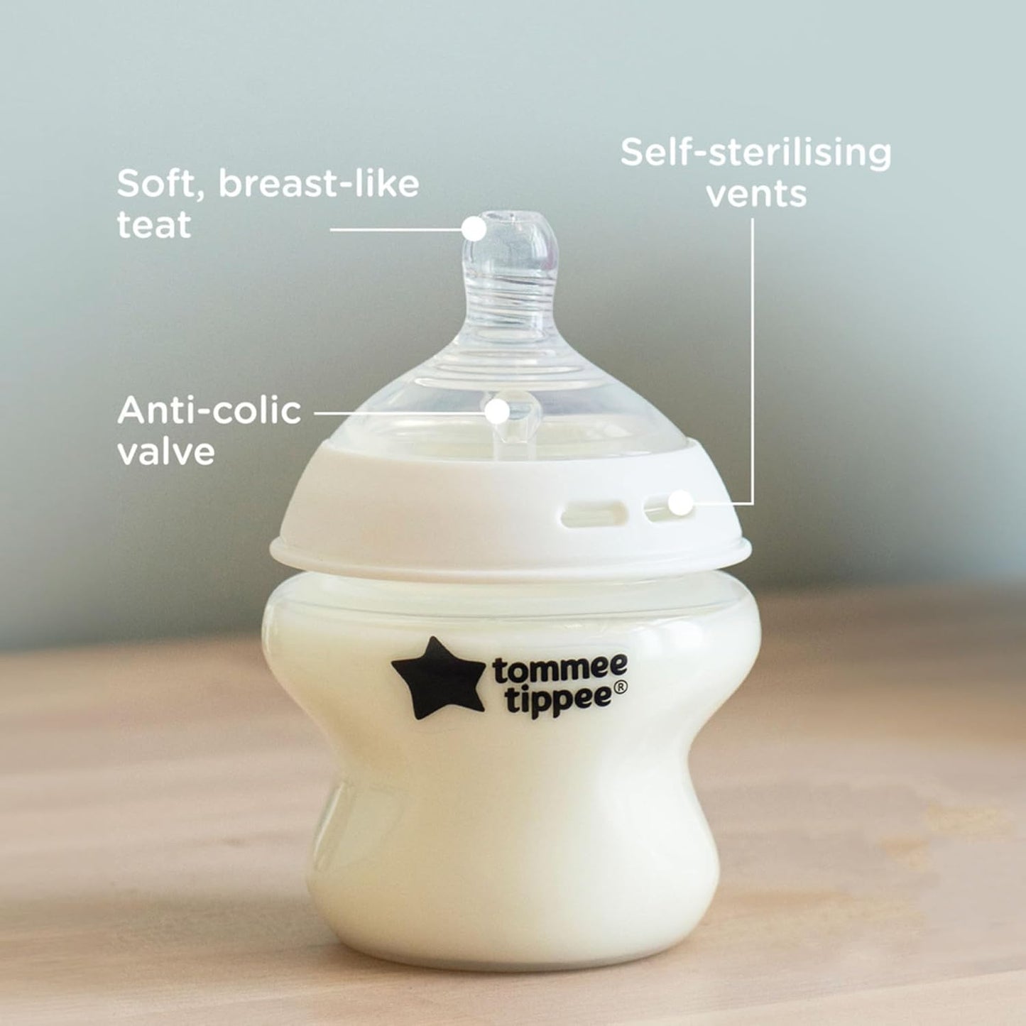 Tommee Tippee Natural Start Biberón anticólicos, 150 ml, 0+ meses, tetina de flujo lento similar al pecho para cierre natural, válvula anticólicos, autoesterilizante, paquete de 3