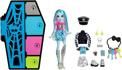 Monster High Boneca e conjunto de moda, Frankie Stein com armário de vestir e mais de 19 surpresas, Skulltimate Secrets, HKY62