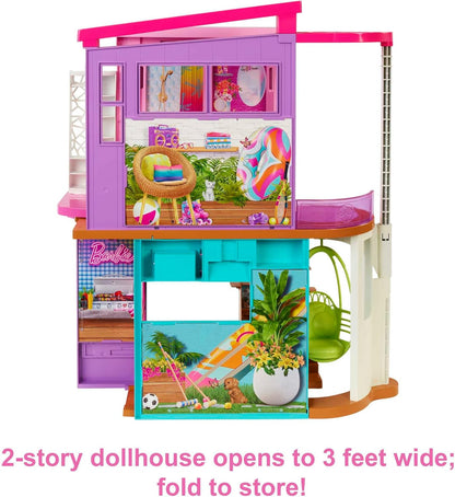 Barbie Casa de férias, casa da Barbie totalmente mobiliada de 2 andares com 6 áreas de recreação, cadeira de balanço com elevador, 30 acessórios, dobrar e guardar, brinquedos para maiores de 3 anos, uma casa de brinquedo, HCD50