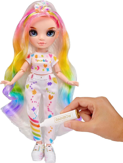 Rainbow High Dream &amp; Design Fashion Studio Playset - Juego de diseñador de moda con muñeca Blue Skyler Bradshaw y kit de moda fácil sin costuras - Ideal para niños de 4 a 12 años y coleccionistas