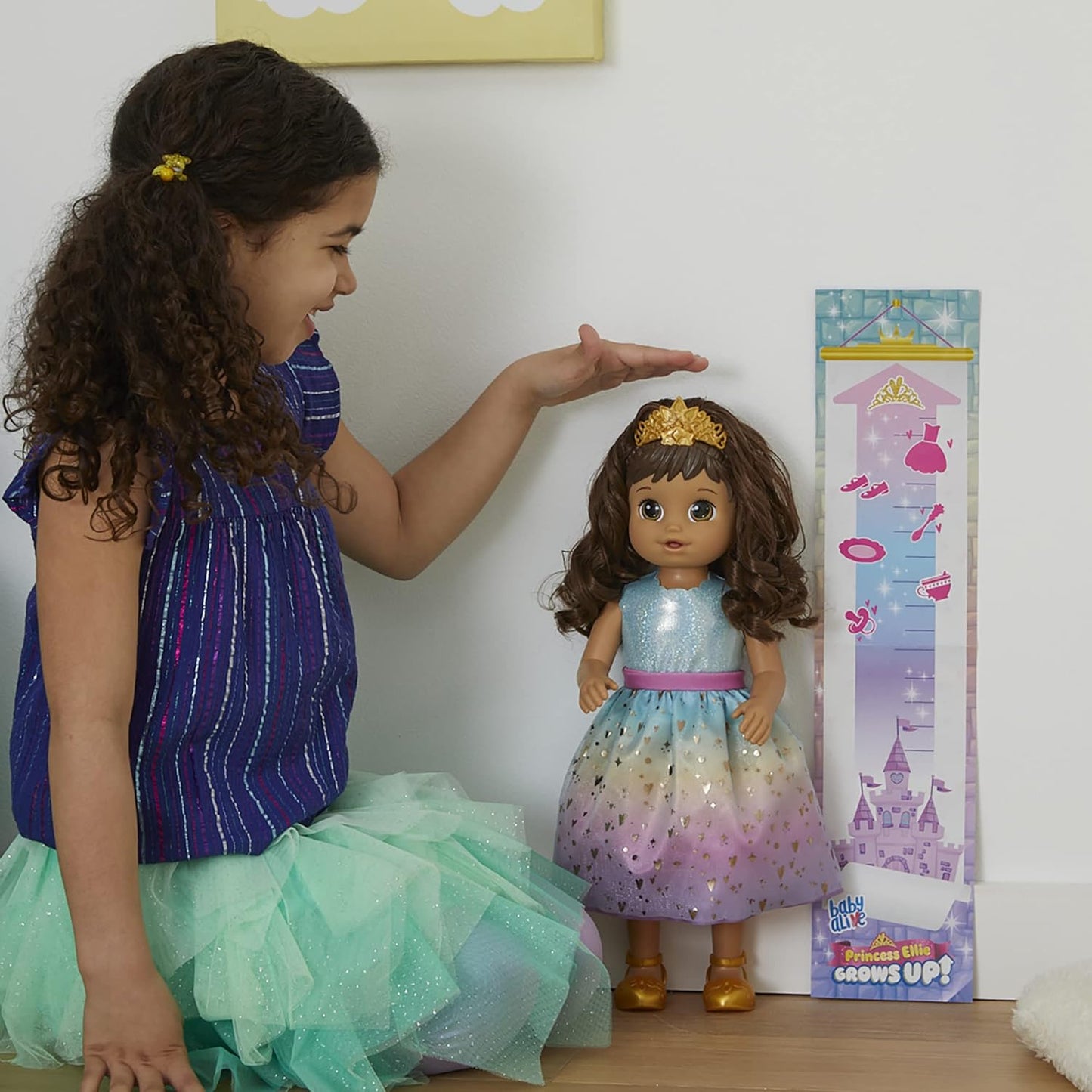 ¡La princesa Ellie de Baby Alive Hasbro crece! Cabello castaño, muñeca interactiva con accesorios, juguetes para niñas y niños, de 3 años en adelante, 18 pulgadas