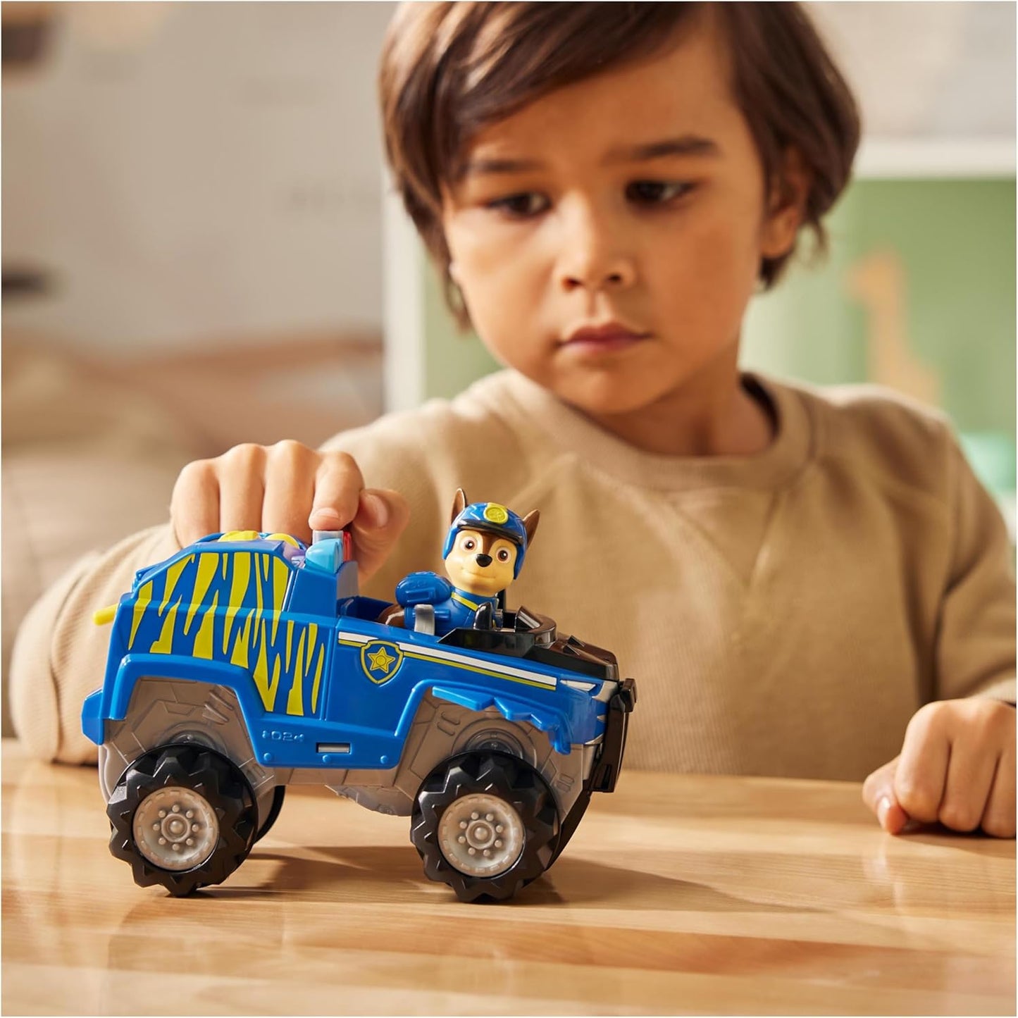 Paw Patrol Jungle Pups, vehículo Chase Tiger, camión de juguete con figura de acción coleccionable, juguetes para niños y niñas de 3 años en adelante