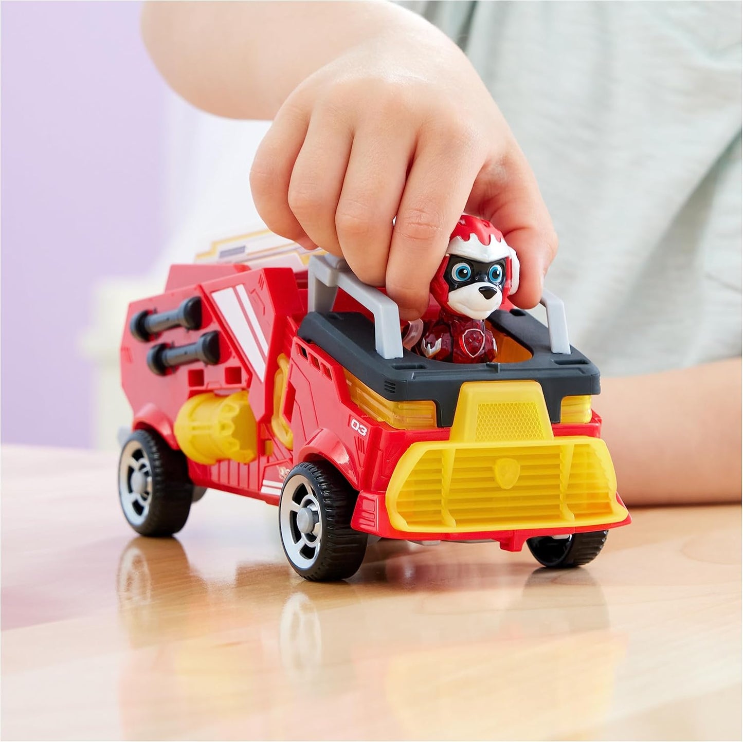 Paw Patrol: The Mighty Movie, brinquedo de caminhão de bombeiros com boneco de ação Marshall Mighty Pups, luzes e sons, brinquedos infantis para meninos e meninas 3+