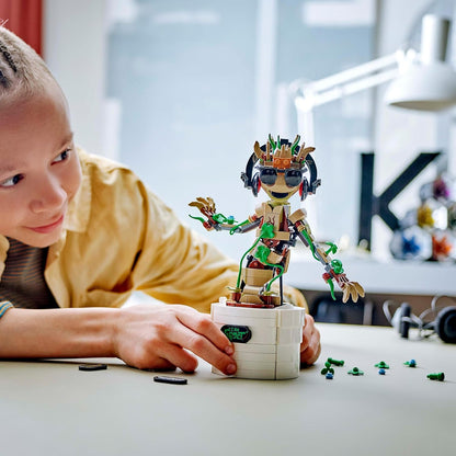 LEGO Marvel Dancing Groot Brinquedo animado para construir, personagem dos Guardiões da Galáxia, conjunto interativo manual para crianças, presente de super-herói para meninos e meninas com mais de 10 anos