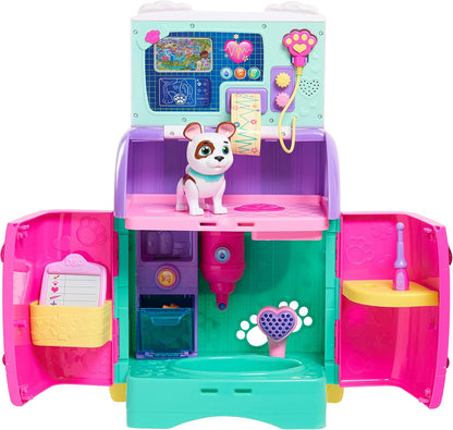 Doc McStuffins 92446 Baby All In One Nursery Pet Rescue Móvel, Multicolorido