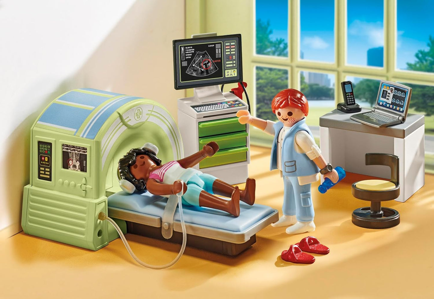 Playmobil 71618 Action Heroes: ressonância magnética com paciente, exame realista pelo radiologista, feito com mais de 80% de materiais reciclados e de base biológica, conjuntos de jogos detalhados adequados para crianças com mais de 4 anos