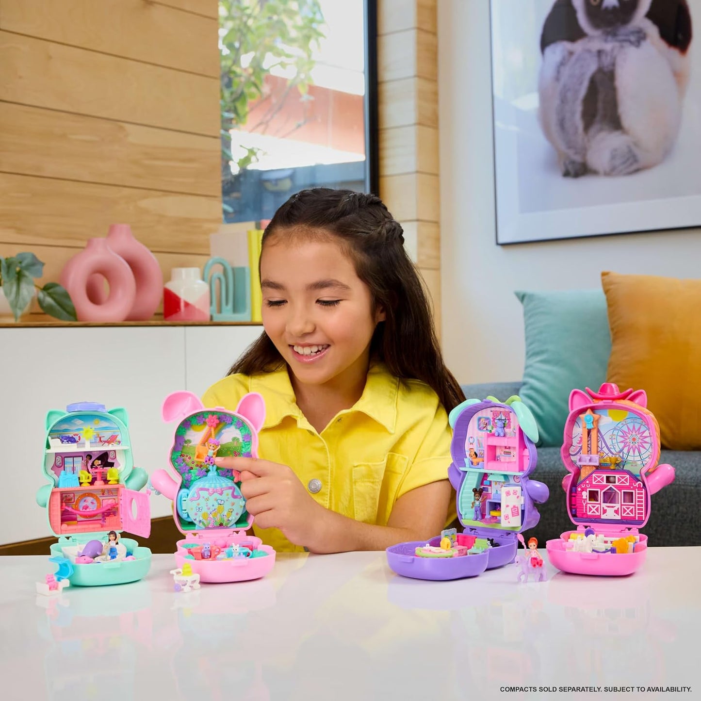 Polly Pocket Dolls e Playset, Set Sail Kitty Compact, brinquedo de viagem com 1 micro boneca, gatos de estimação, acessórios de estilo de comida e moda, JCR37