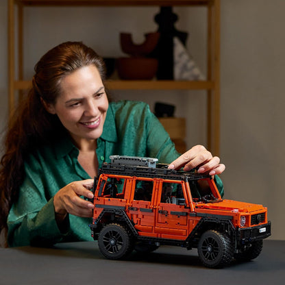 LEGO Conjunto de construção de linha Technic Mercedes-Benz G 500 PROFESSIONAL, kit de modelo de carro para adultos construirem, veículo off-road 4X4 colecionável, presente para homens, mulheres,