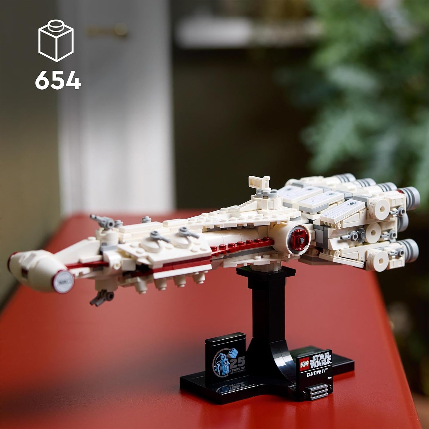 LEGO Conjunto Star Wars Tantive IV, kit de modelo de nave estelar colecionável do 25º aniversário para adultos construirem, veículo icônico de uma nova esperança, casa de recordações, presentes de decoração de escritório para homens, mulheres e fãs 75376