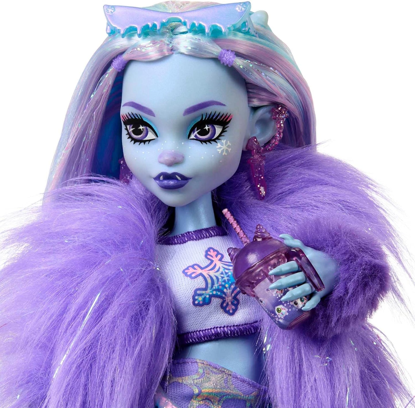 Monster High Boneca, Boneca Abbey Bominable Yeti Fashion com Mamute de Estimação e Acessórios Temáticos, HNF64, multicor