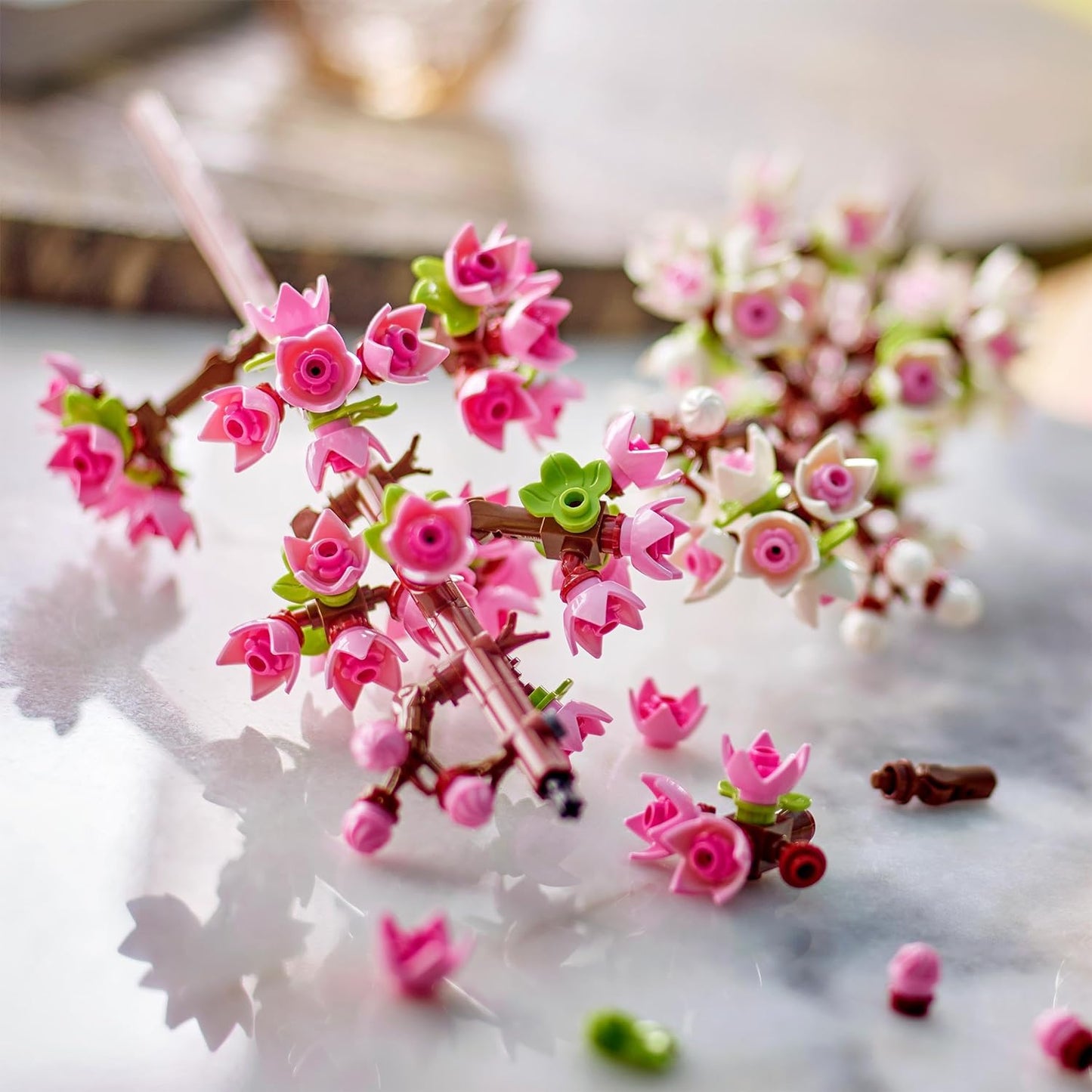 LEGO Flores de cerejeira, conjunto de flores artificiais artificiais, ideia de presente para o dia dos namorados, é um ótimo acessório de decoração de mesa para meninas, meninos e adolescentes com mais de 8 anos de idade 40725