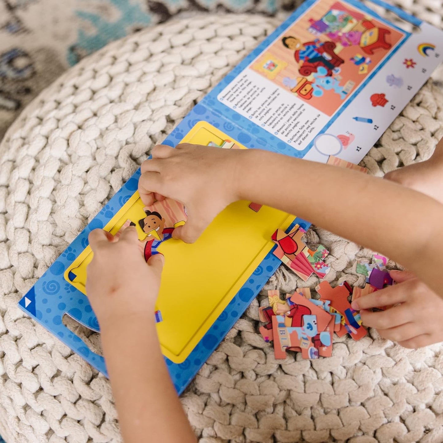 Melissa & Doug As pistas de Blue e você! Quebra-cabeças magnéticos para levar