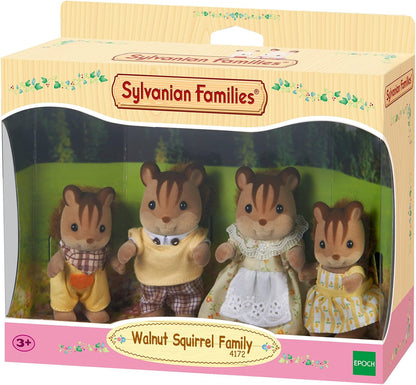 Sylvanian Families 5494 Adventure Tree House Playset, multicolorido e família de esquilos Walnut