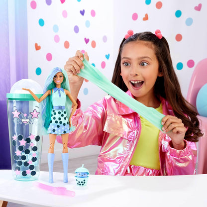 Barbie Boneca Pop Reveal Bubble Tea Series e acessórios com boneca fashion e animal de estimação, 8 surpresas incluem mudança de cor, copo com armazenamento (os estilos podem variar), HTJ21