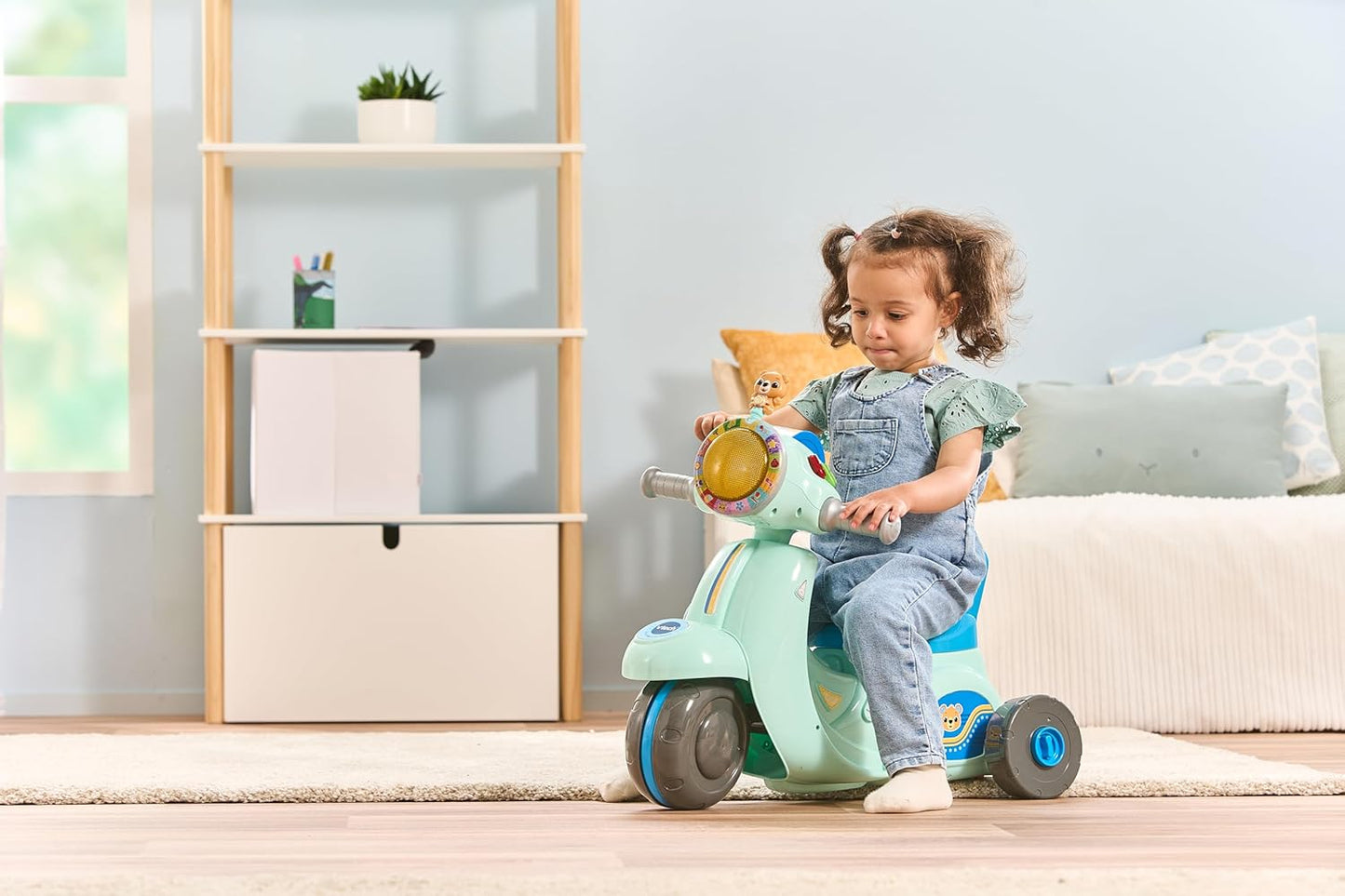 VTech  Patinete de passeio e equilíbrio 2 em 1 para bebês, azul, modo de bicicleta de equilíbrio e modo triciclo, farol iluminado, músicas, frases de segurança rodoviária e sons de patinete, brinquedo para crianças de 12, 18, 24 meses +, versão em inglês