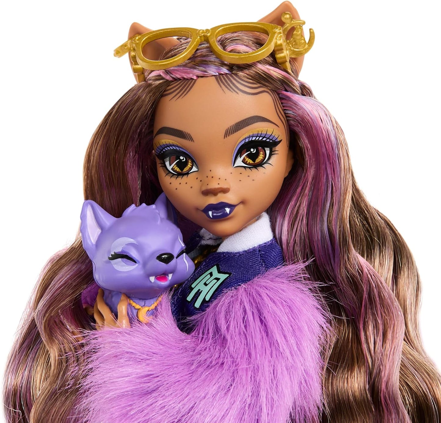 Monster High Boneca Clawdeen Wolf com cão de estimação crescente e acessórios como mochila, planejador, lanches e muito mais, HRP65