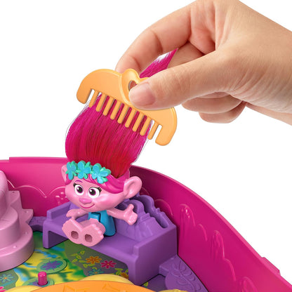 Polly Pocket e DreamWorks Trolls Playset compacto com bonecas Poppy e Branch e 13 acessórios, brinquedo colecionável inspirado em Trolls Band Together