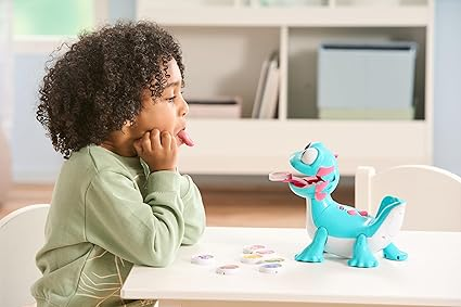 VTech Tasty Treats Axolotl, brinquedo interativo para crianças com reações divertidas, 8 lanches fingidos e músicas e frases educativas, presente para crianças de 3, 4, 5 anos ou mais, versão em inglês