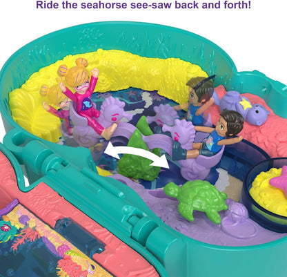 Polly Pocket Otter Aquarium Compact, 2 micro bonecas, 5 revelações e Llama Music Party Compact com palco, pista de dança giratória, barracas de comida, Micro Polly, bonecas Lila, 2 figuras de lhama, folha de adesivos,