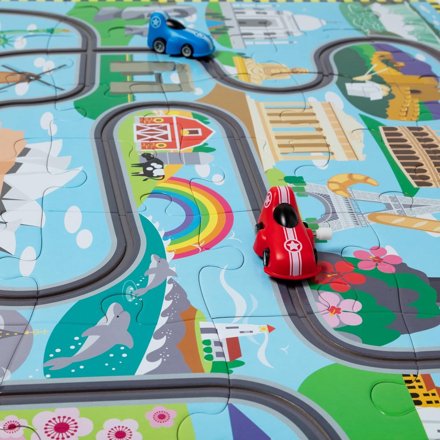 Melissa e Doug Race Around the World Tracks quebra-cabeças de papelão e veículos de corda, tabuleiro ocupado, quebra-cabeças para crianças de 3 anos, brinquedos Montessori