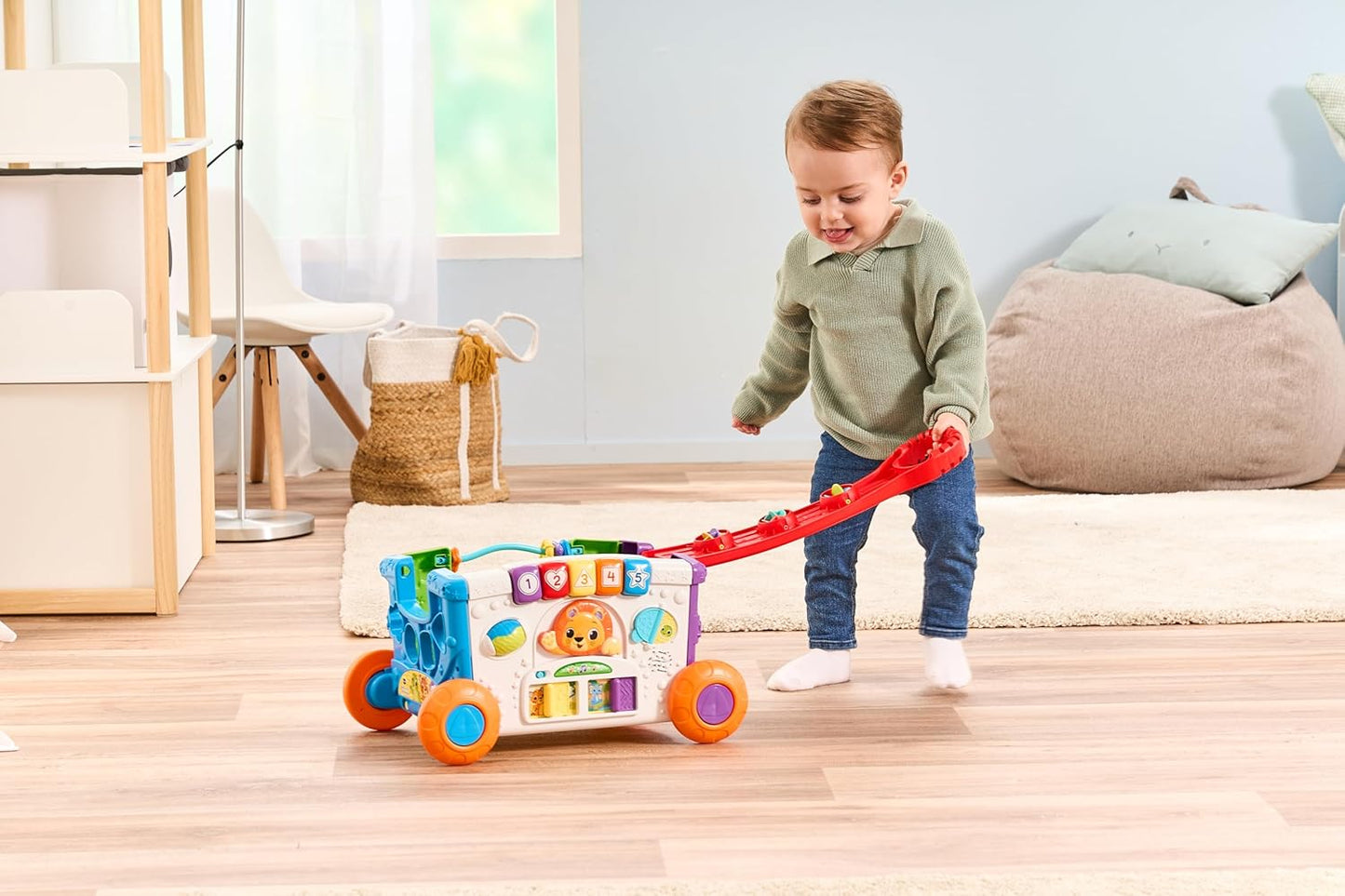 VTech Baby Sort &amp; Discover Activity Cart, Panel de actividades con luces y materiales manipulativos, animales, números y colores, juguete interactivo, regalo para niños de 12, 18, 24 meses y más, versión en inglés